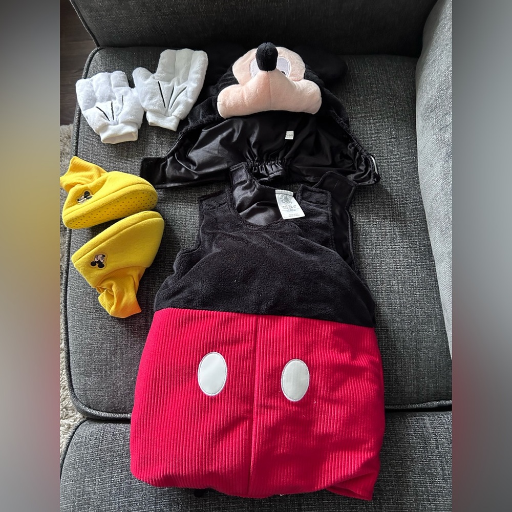 18-24 month old Disney Mickey Mouse costume